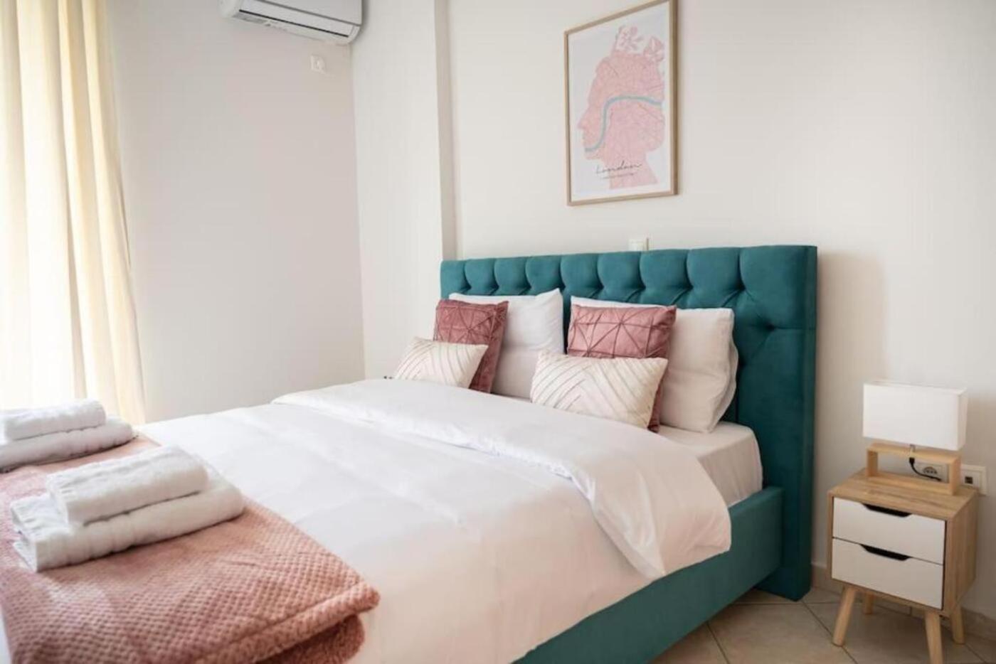Apartment Breathtaking View In Glyfada *