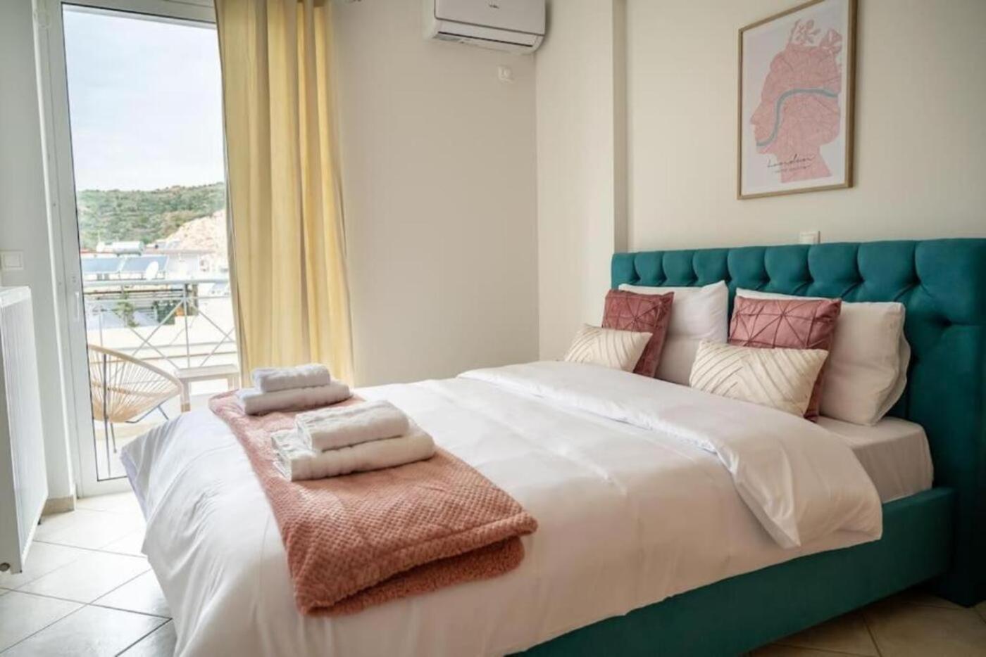 Breathtaking View In Glyfada Appartement *