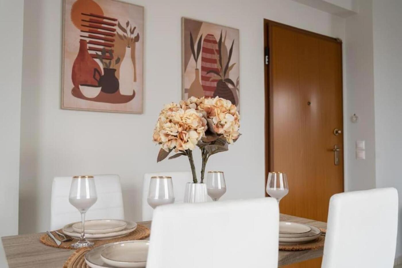 Breathtaking View In Glyfada Appartement *